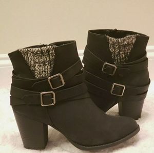 Shoe Dazzle black booties size 10